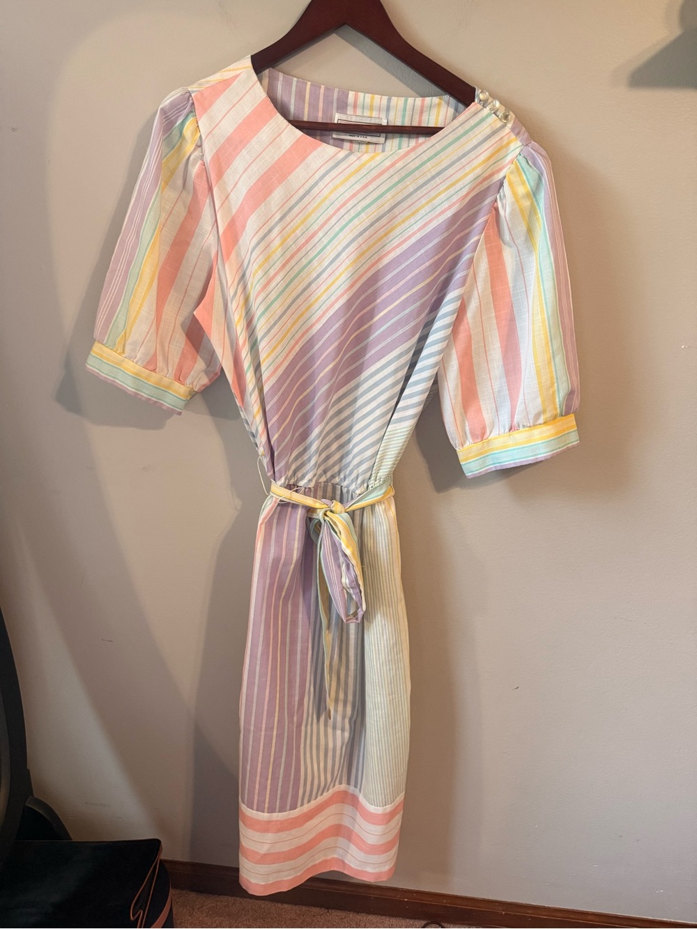 Pastel Striped Midi Dress with Tie Waist women’s size S